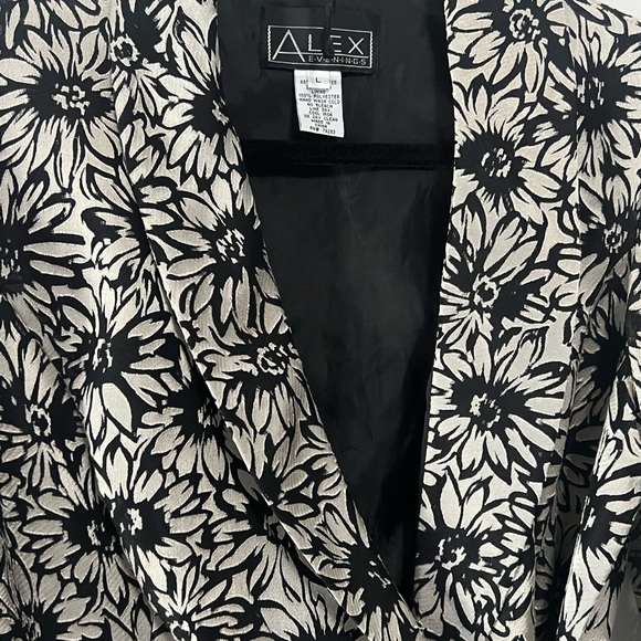 Alex Evenings Jacket Silver and Black Floral Waist Tie Top. Size L - Picture 4 of 12
